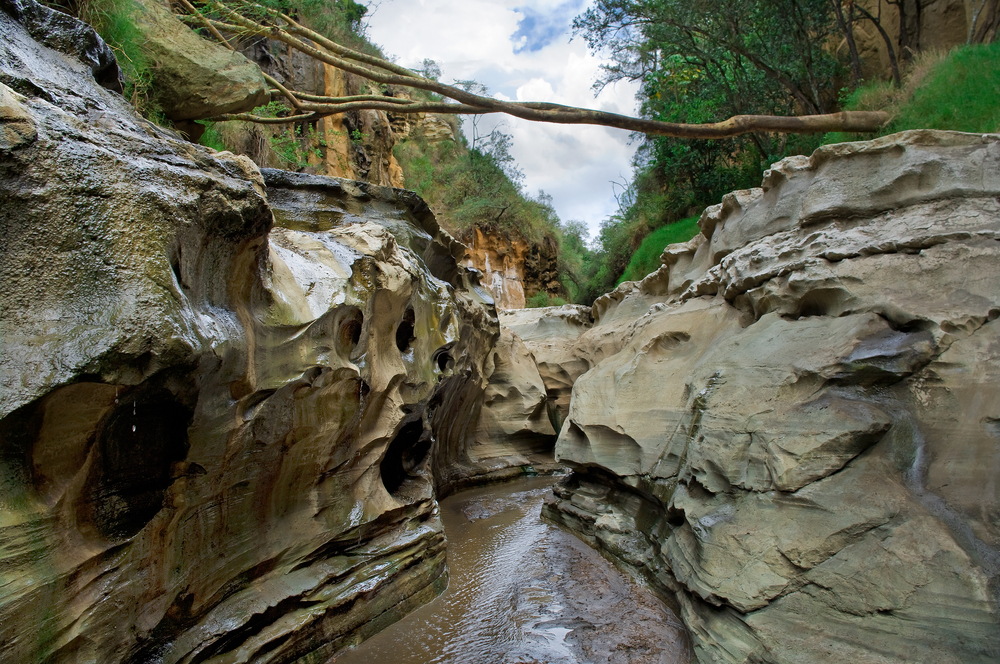 hells-gate-national-park-cycling-adventure-safari-kenya